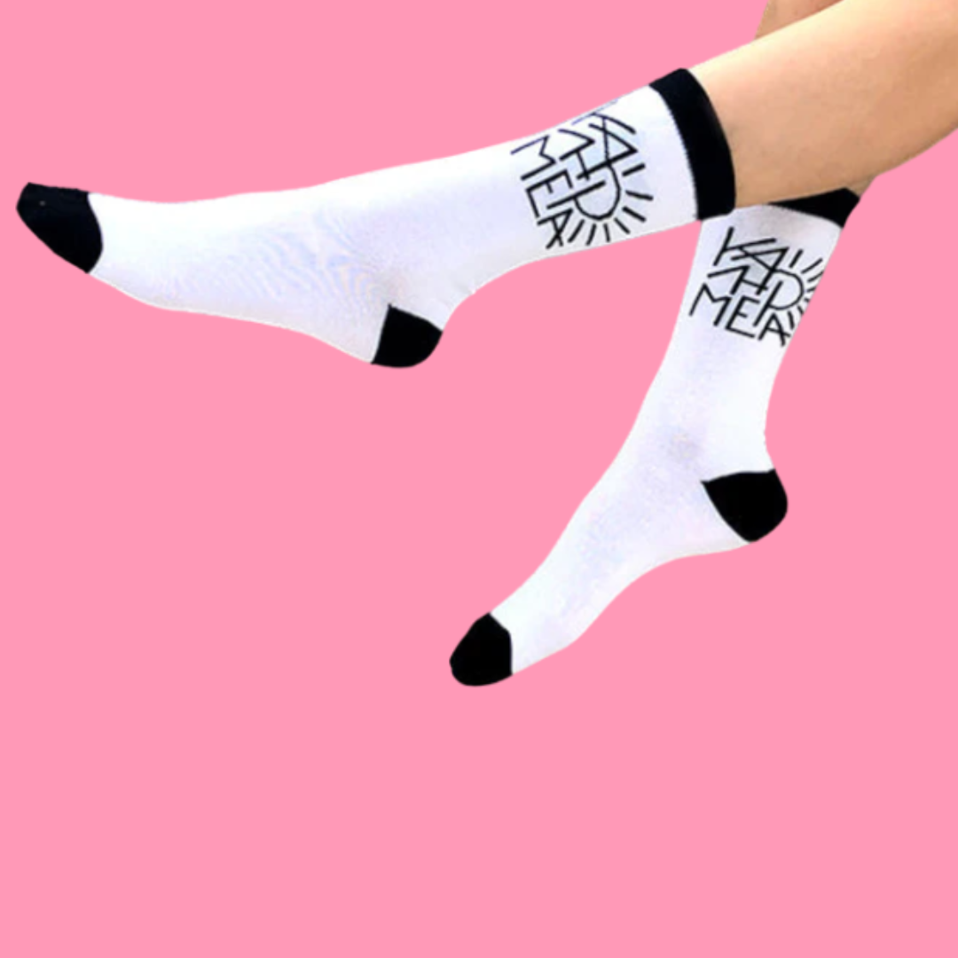 Ασπρόμαυρες Κάλτσες Kalimera