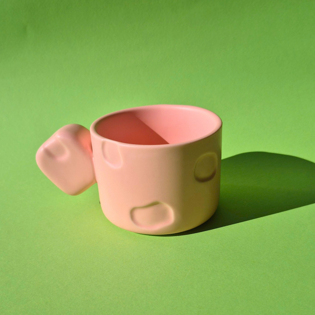 Κεραμική Ροζ Κούπα Ανάγλυφη με Τετράγωνη Λαβή