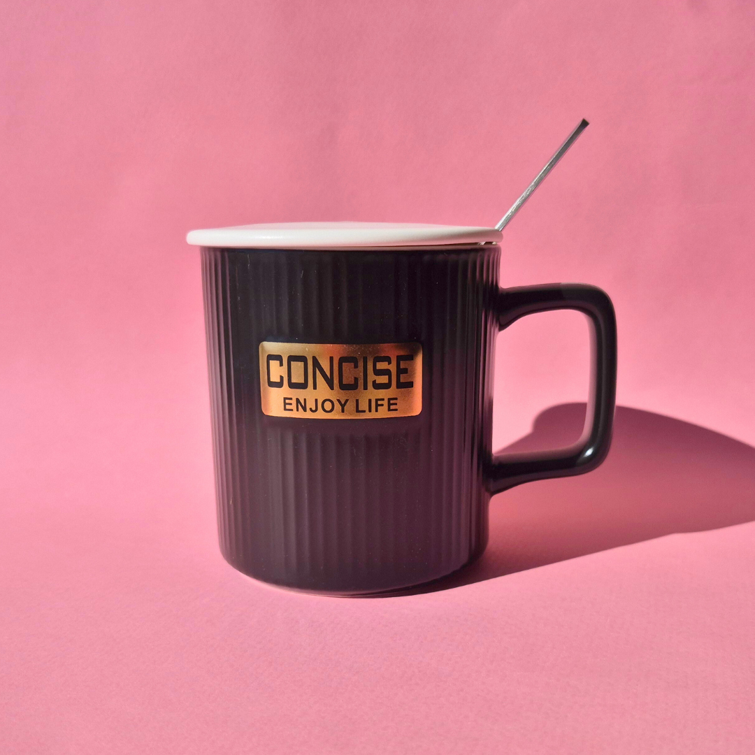 Πορσελάνινη Μαύρη Κούπα Γκοφρέ με Λευκό Καπάκι και Κουταλάκι