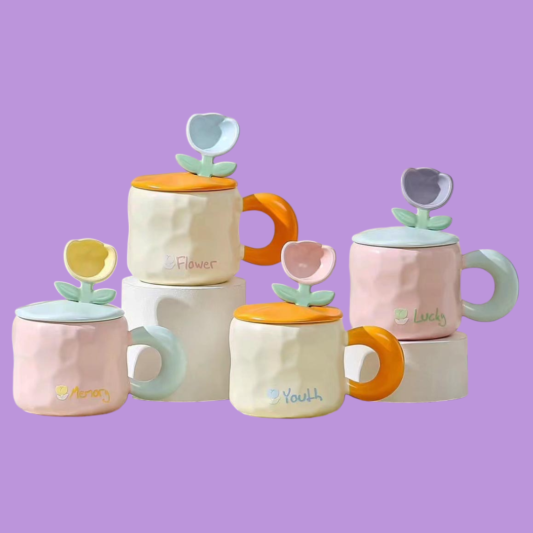 Κεραμική Ροζ Κούπα με Γαλάζιο Καπάκι και Κίτρινο Κουταλάκι σε Σχήμα Τουλίπας