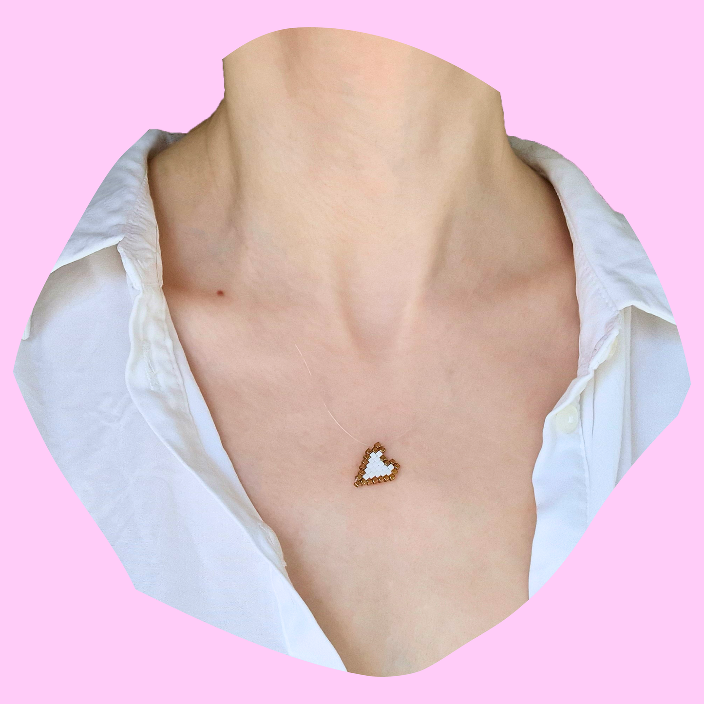 Χειροποίητο Κολιέ με Μικρή Λευκή Καρδιά από Χάντρες Miyuki σε Πετονιά