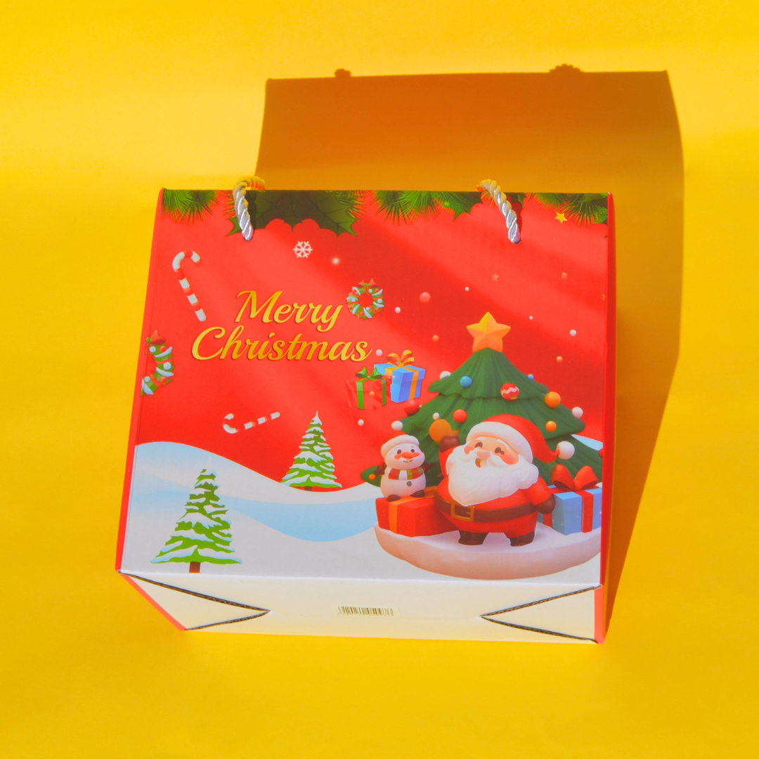 Χριστουγεννιάτικη Πορσελάνινη Λευκή Κούπα με Κόκκινο Καπάκι και Κουτάλι