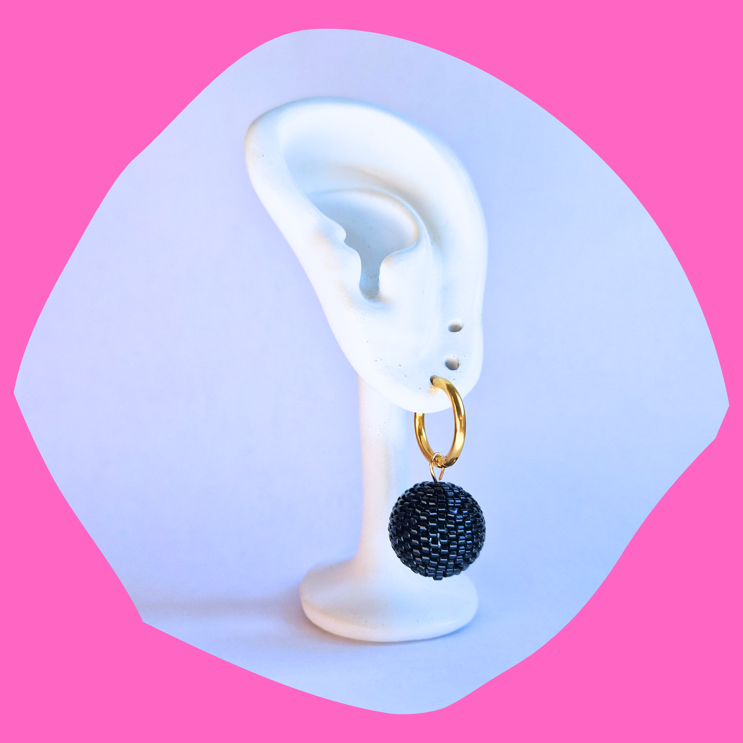 Χριστουγεννιάτικα Χειροποίητα Ατσάλινα Χρυσά Σκουλαρίκια Μπάλα από Χάντρες Miyuki Μαύρη