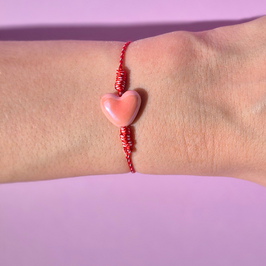 Μαρτάκι Χειροποίητο με Ροζ Κεραμική Καρδιά και Μακραμέ για Ενήλικες και Παιδιά