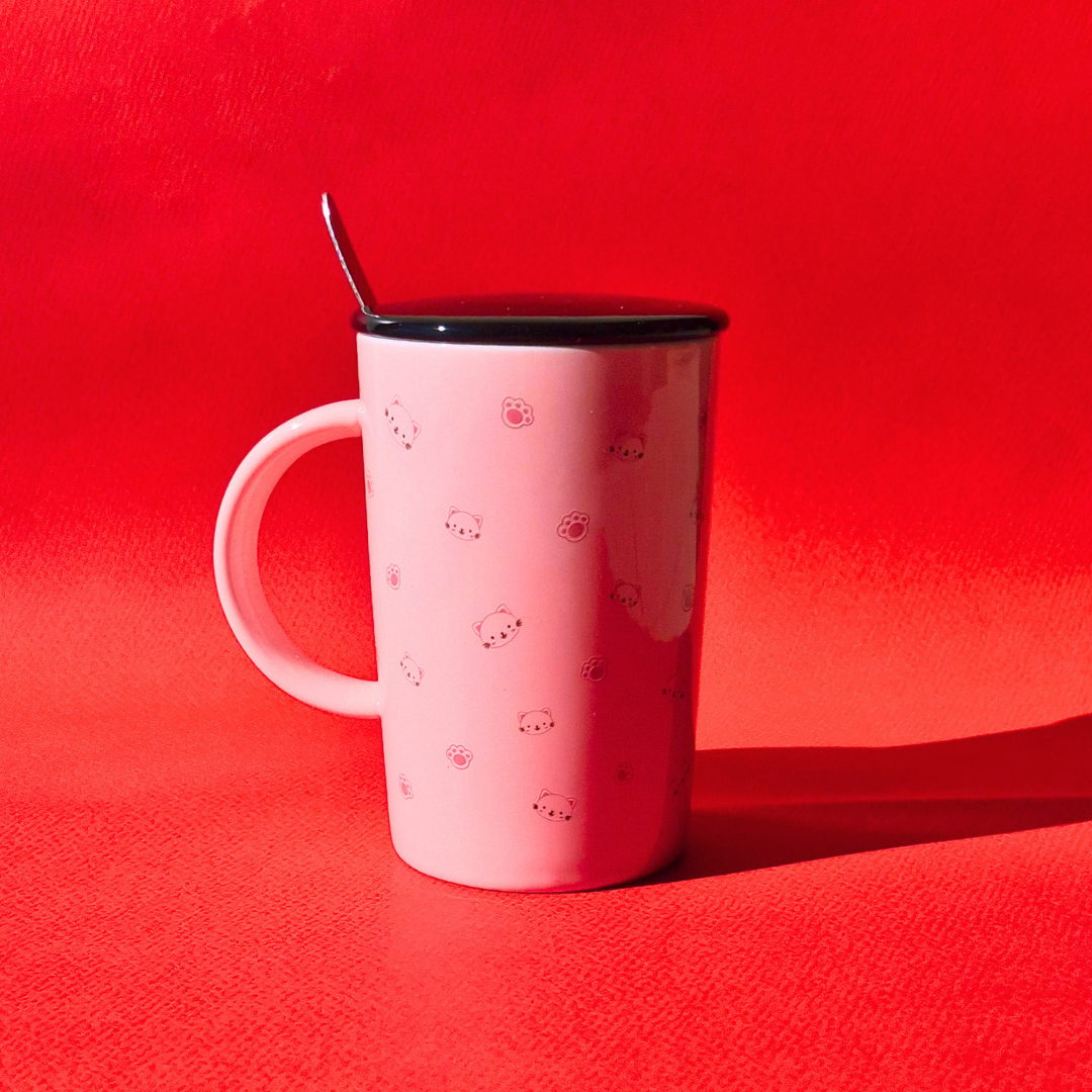 Κεραμική Ροζ Κούπα Kitty με Γατούλες, Μαύρο Καπάκι και Κουταλάκι