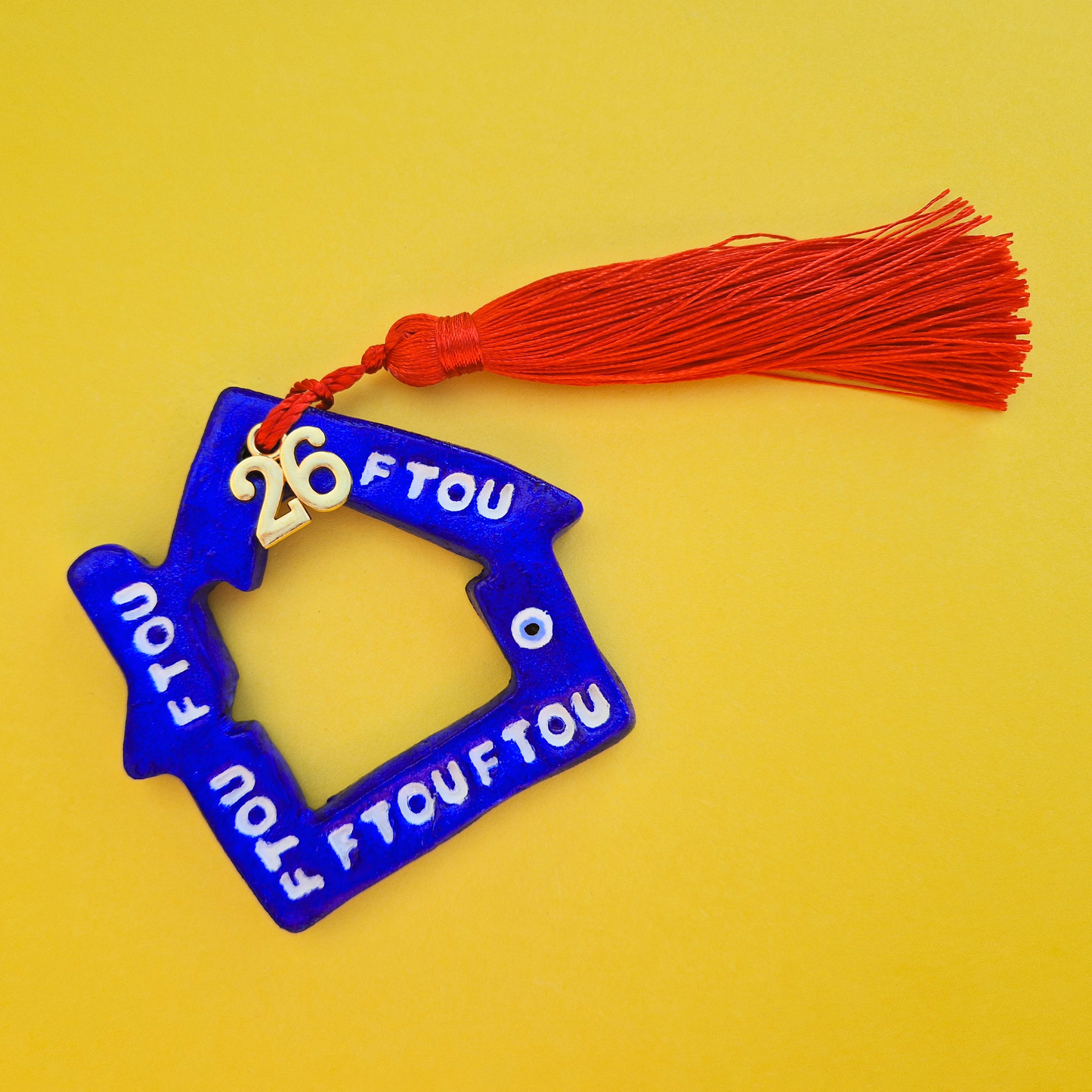 Επιτραπέζιο Χειροποίητο Κεραμικό Χριστουγεννιάτικο Γούρι 2026 Μπλε Σπιτάκι με Μάτι και Φούντα Φτου Φτου