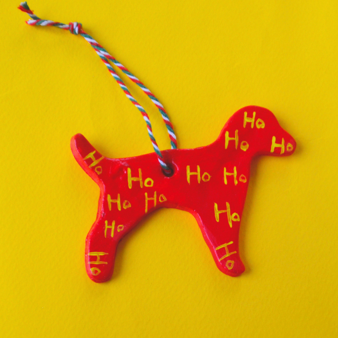 Χειροποίητο Χριστουγεννιάτικο Κεραμικό Στολίδι Κόκκινο Σκυλάκι Ho-Ho