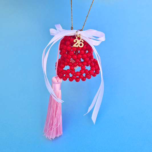 Κρεμαστό Χειροποίητο Χριστουγεννιάτικο Γούρι 2026 Κόκκινο Καμπανάκι από Χάντρες με Φούντα