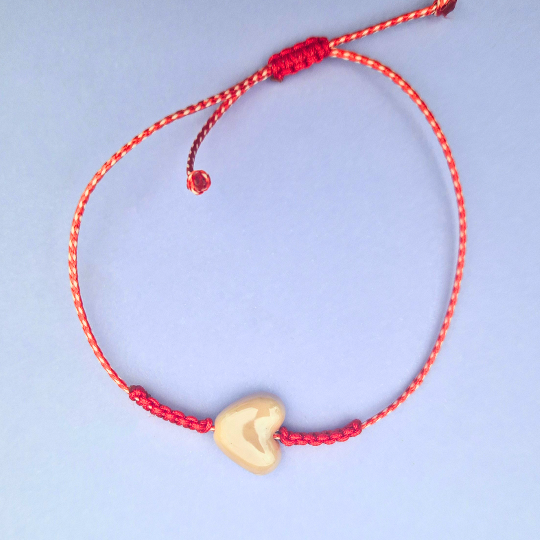 Μαρτάκι Χειροποίητο με Κεραμική Καρδιά Μπεζ και Μακραμέ για Ενήλικες και Παιδιά