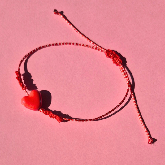 Μαρτάκι Χειροποίητο με Κόκκινη Κεραμική Καρδιά και Μακραμέ για Ενήλικες και Παιδιά