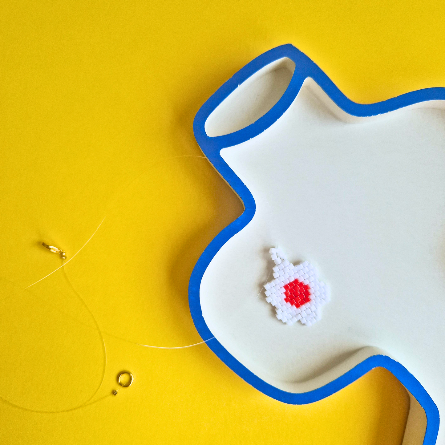 Χειροποίητο Κολιέ Λευκό-Κόκκινο Λουλούδι από Χάντρες Miyuki σε Πετονιά