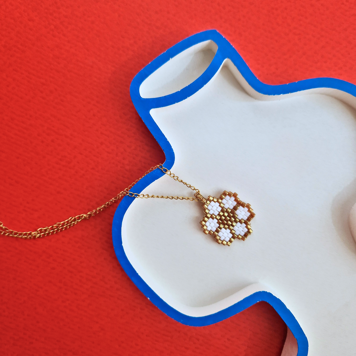 Χειροποίητο Κολιέ Λευκόχρυσο Λουλούδι από Χάντρες Miyuki σε Ατσάλινη Χρυσή Αλυσίδα