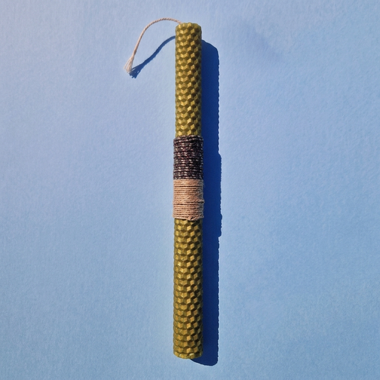 Πασχαλινή Λαμπάδα Χειροποίητη από Μελισσοκέρι Χακί με Σπάγκο και Σκούρο Κορδόνι