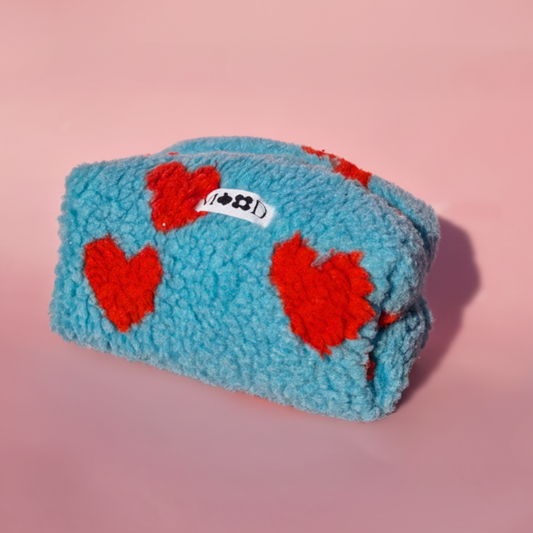 Χειροποίητο Καπιτονέ Πετρόλ Νεσεσέρ Καλλυντικών Makeup Bag με Κόκκινες Καρδιές Heart