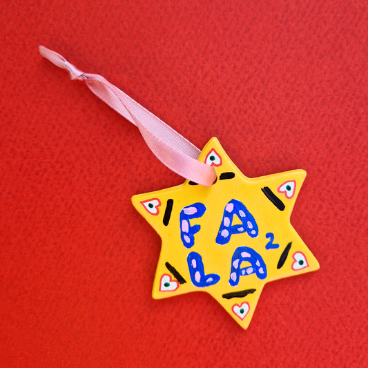 Χειροποίητο Χριστουγεννιάτικο Κεραμικό Στολίδι Κίτρινο Αστέρι Fa La La