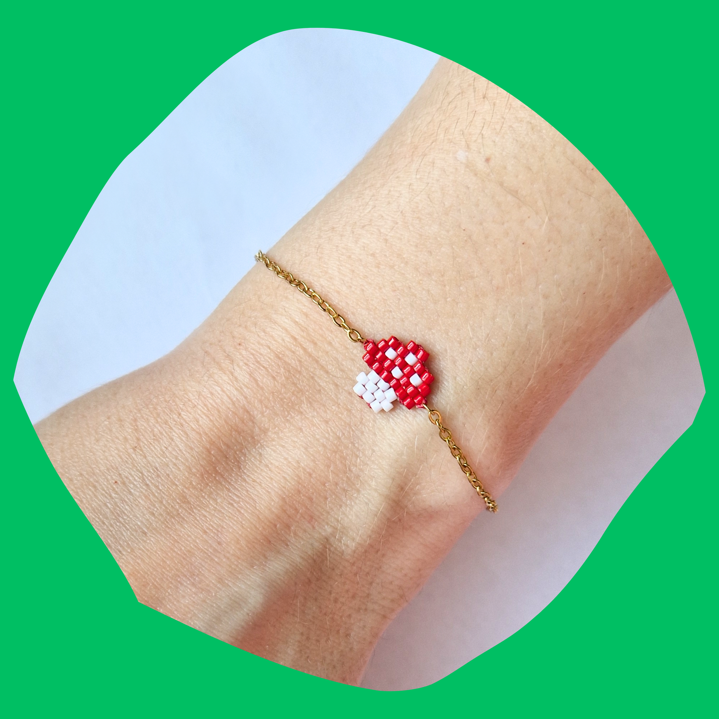 Χριστουγεννιάτικο Χειροποίητο Βραχιόλι Χεριού Μανιταράκι από Χάντρες Miyuki σε Ατσάλινη Χρυσή Αλυσίδα